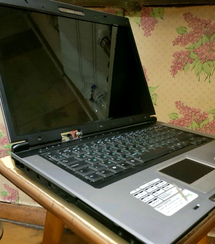 Два дисплея от старых ноутбуков