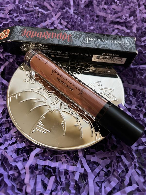 Зволожувальна губна помада mordida lip stain у відтінку primer... ціна 281 грн купити