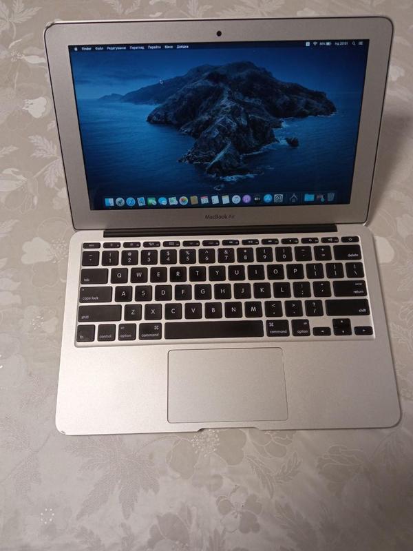 MacBook Air A1465 mid 2012/OS Catalina/i5/4 RAM/128 SSD/Intel HD