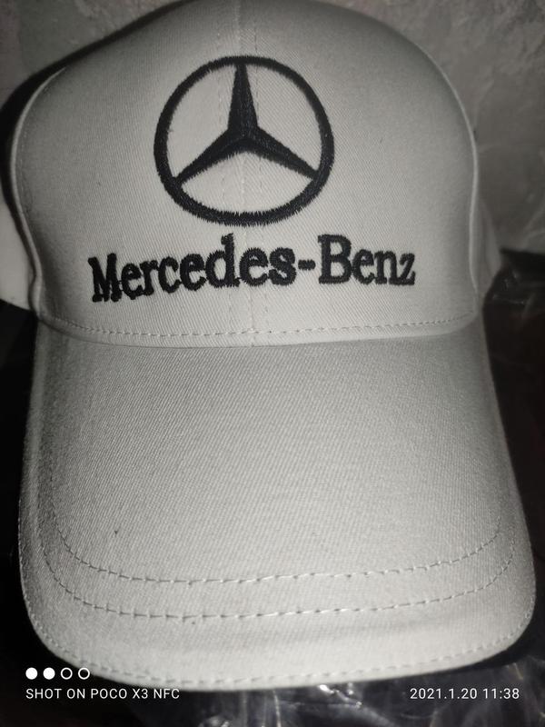 Фирменная кепка бейсболка Mercedes-Benz. Германия. Вышитая. Белая