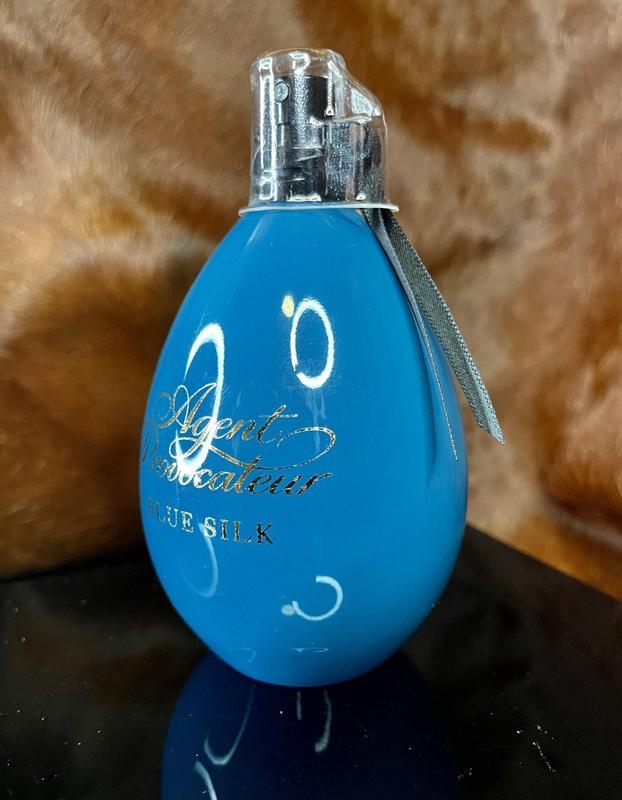 Blue silk agent discount provocateur