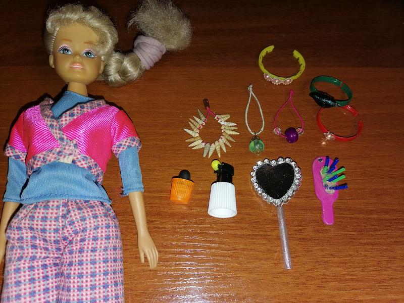 Игровой набор украшения для куклы (расческа, зеркало, бусы, обруч