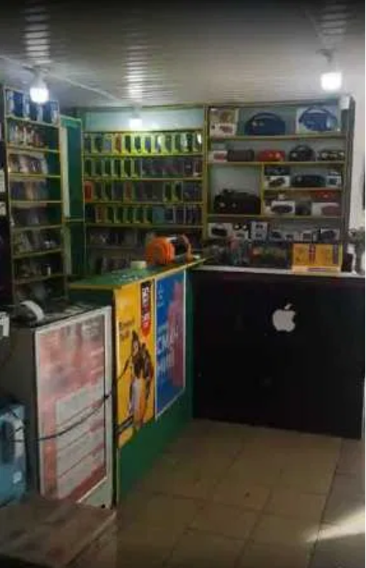 Магазин мастерская. Ремонт продажа телефонов и аксессуаров в Нико