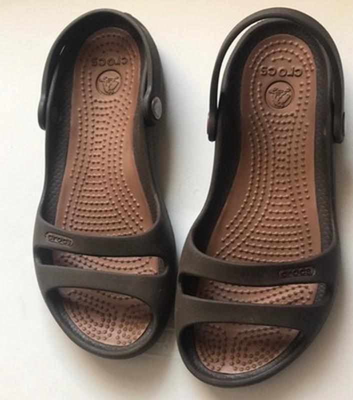 1 Crocs Cleo II 24 24.5