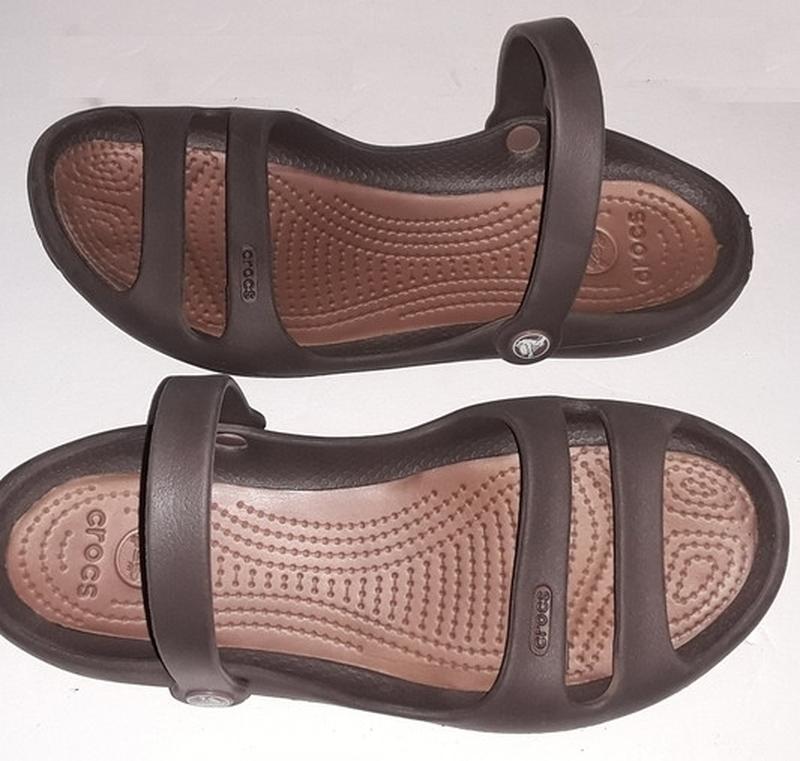 Crocs on sale cleo iii