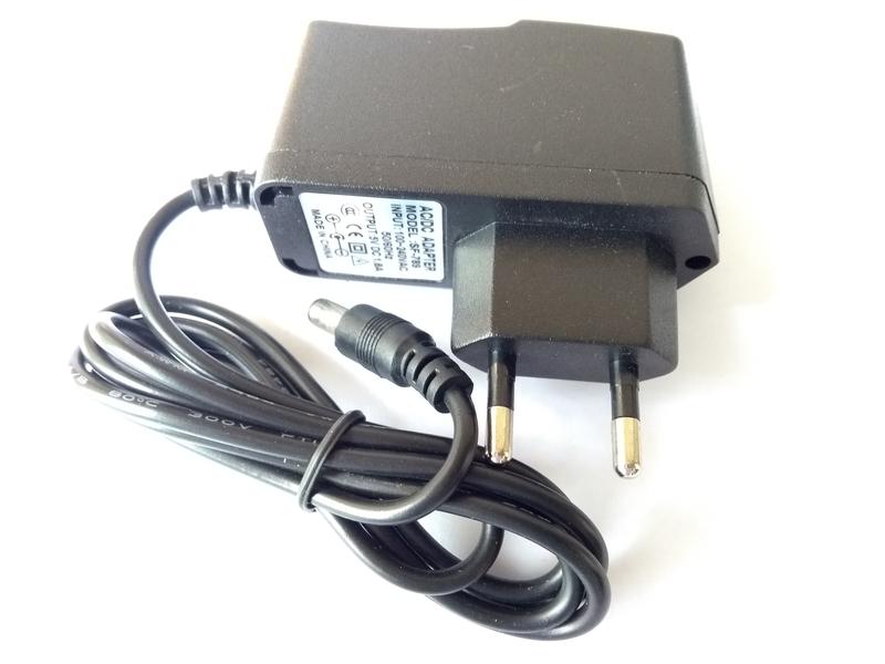 Адаптер 12в 2а. Адаптер ac/dc 12v 1a. Блок питания ac/dc adapter 12v-2a. Сетевой шнур на zim4757ev. Блок питания сетевой адаптер 12в.