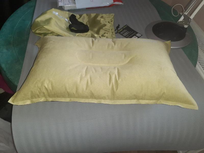 Подушка самонадувна tramp комфорт uTRI-012 (зелена) подушка пы...