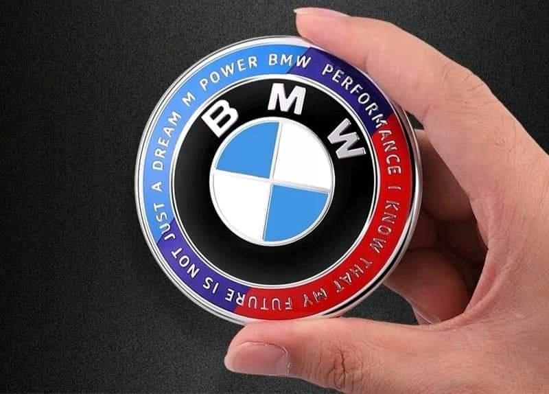 РќРµРѕРЅ BMW logo m340i