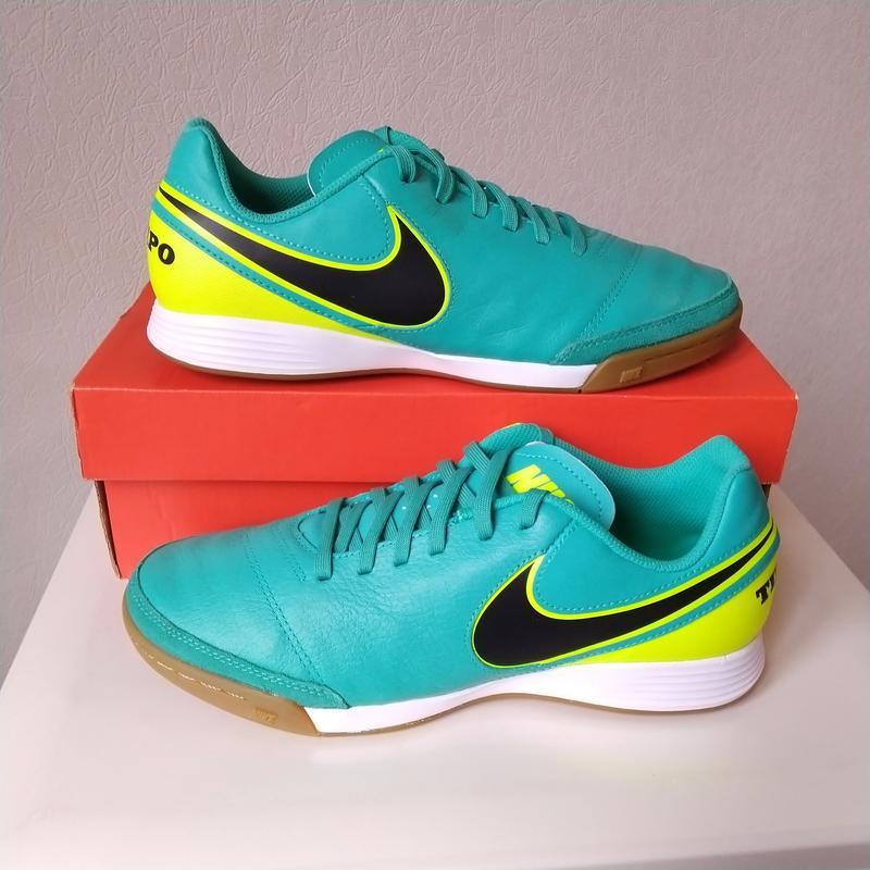 Nike sales tiempo 40