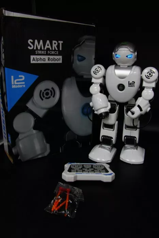 alpha robot smart strike force