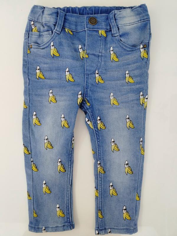 Стильные джинсы для маленьких модниц