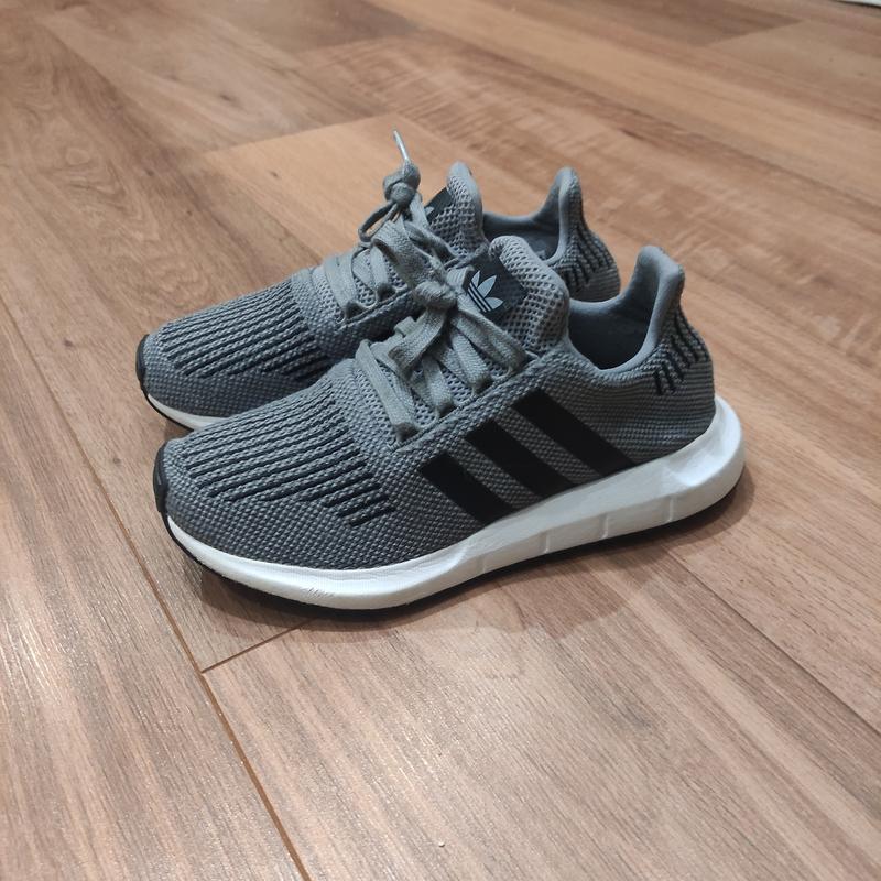 adidas swift run