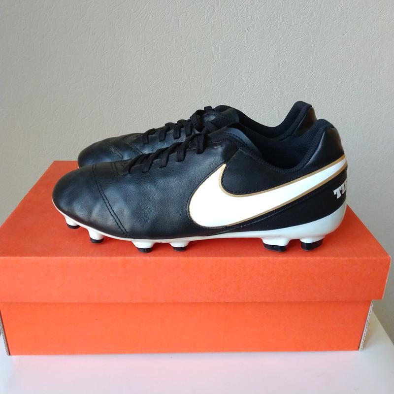 Nike sales tiempo 37