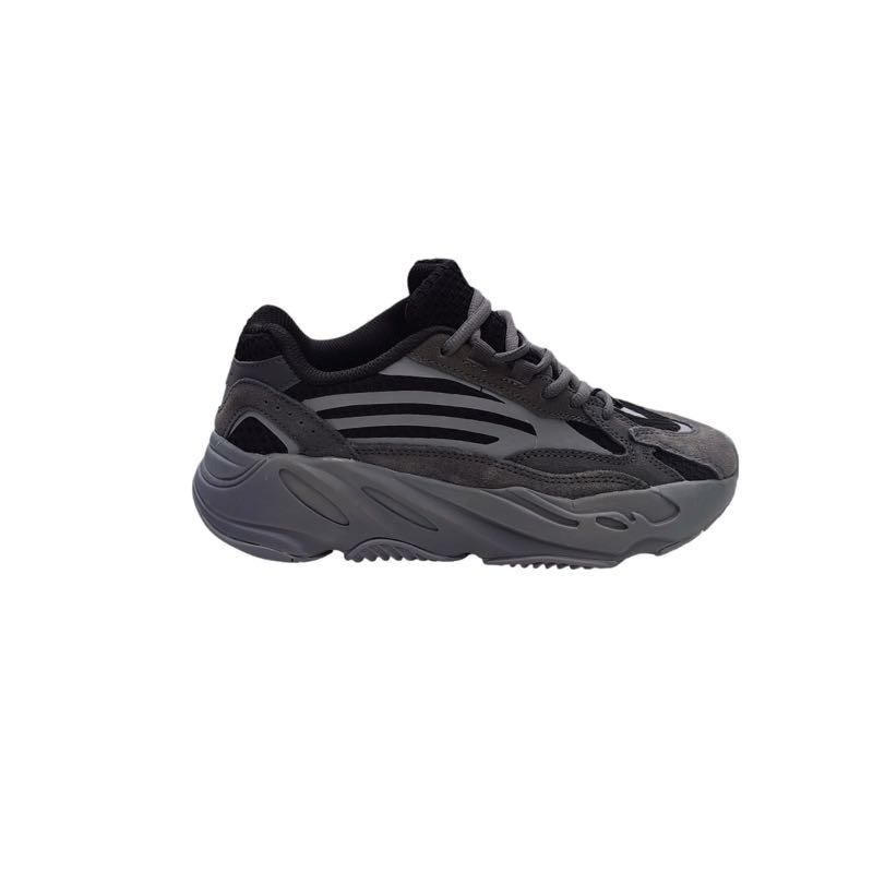 Yeezy 700 store dark grey