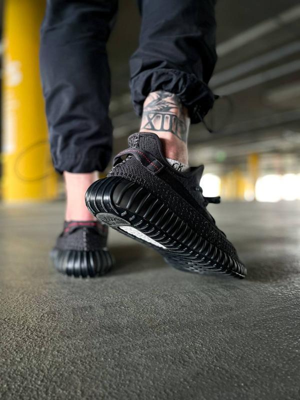 Yeezy 350 v2 static triple black outlet