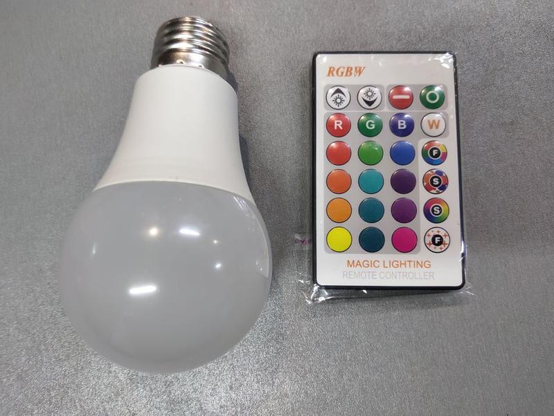 HEKEE 2G generation RGBW light bulb with remote control E27 3watt