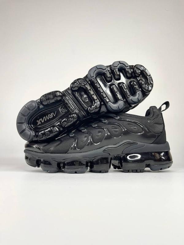 Vapormax plus hot sale 2