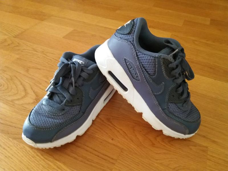 Дитячі кросівки Nike AIR MAX: цена 450 грн - купить Кроссовки и кеды ...