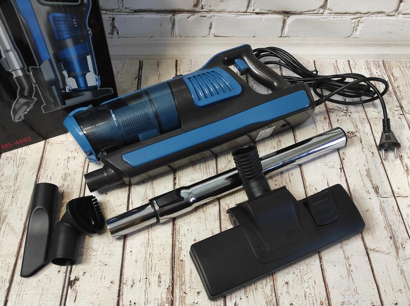 Пылесос ручной без мешка Domotec MS-4402 2000W синий – фото, отзывы, характеристики в интернет-магазине ROZETKA от продавца: Easy Choise</p><p>Характеристики:</p><ul><li>Номінальна споживана потужність: 2000 Вт</li><li>З регулюванням потужності</li><li>Рівень шуму: 75 дБ</li><li>Довжина шнура: 3 м</li><li>Автоматичне змотування шнура</li><li>Тип пилососу: ручний (вертикальний)</li><li>Живлення: мережа</li><li> Колір: синій</li><li>Матеріал труби: метал</li><li>Тип збирання: суха</li><li>Тип пилозбірника: циклонний фільтр.</li></ul><p><img loading=