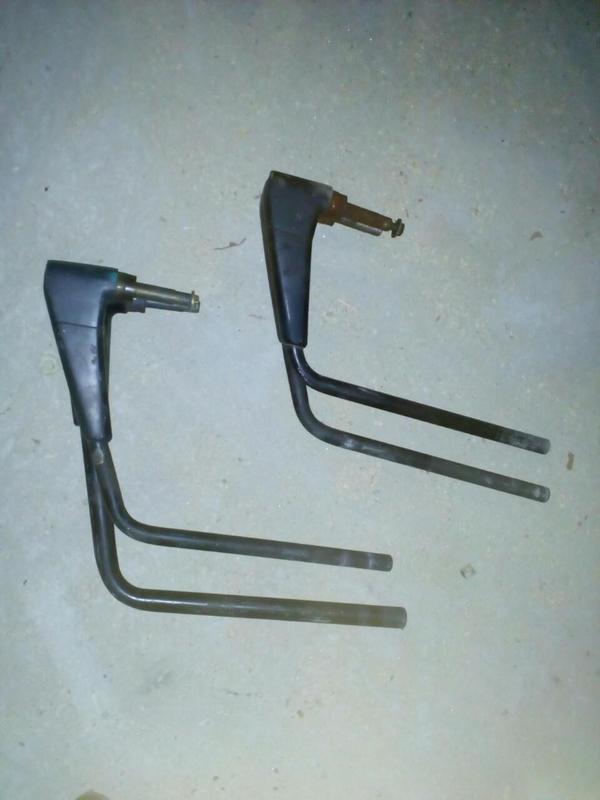 Стойка зеркала мерседес 814