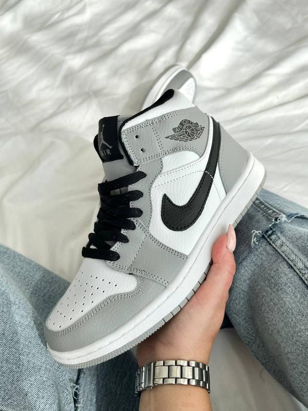 Nike jordan best sale white womens