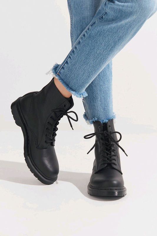 dr martens pascal virginia