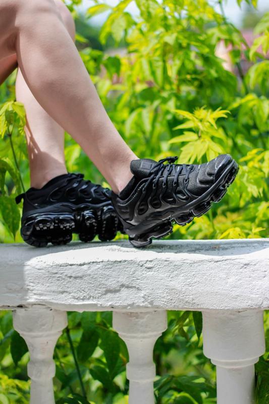 Vapormax triple 2024 black plus