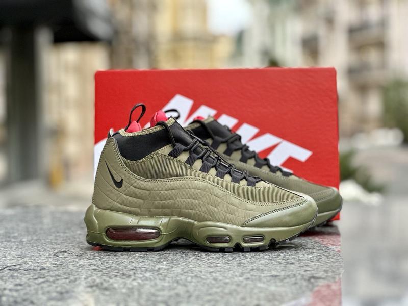 Green 2024 nike 95s