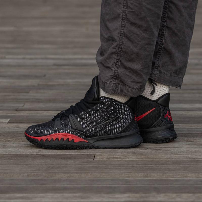 Bred kyrie best sale