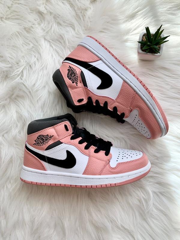 nike pink air jordan