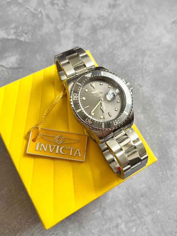 Invicta 22050 online