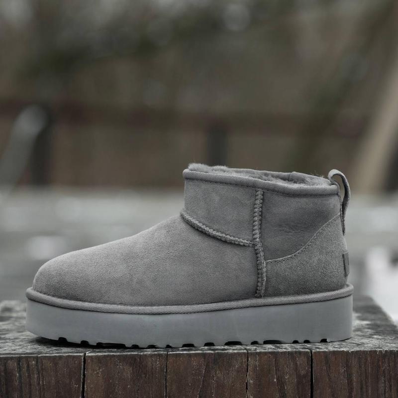 Classic uggs best sale grey