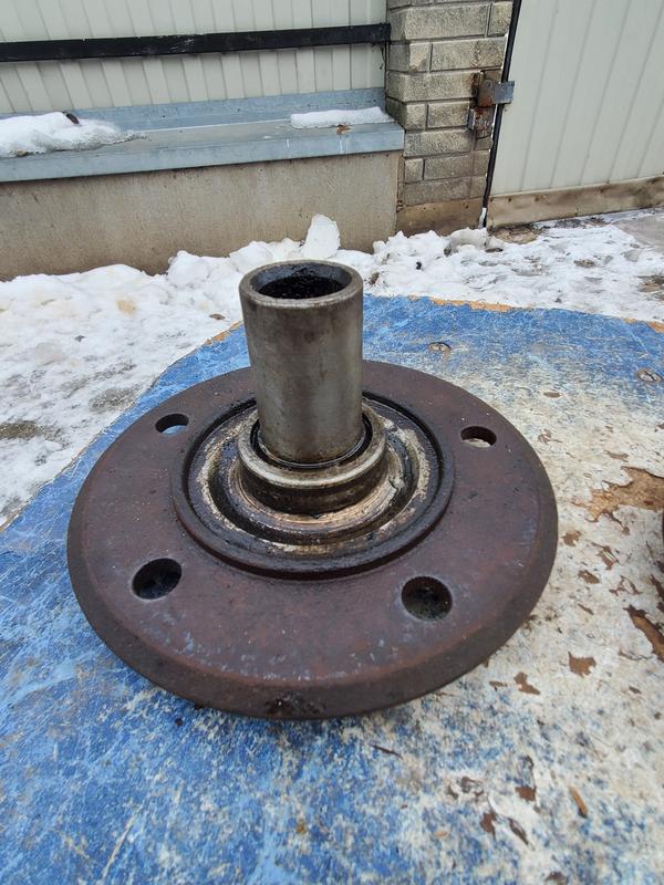 Ступица передняя Ступица переднего колеса ВАЗ Нива ВАЗ 2121 ор...: цена ...