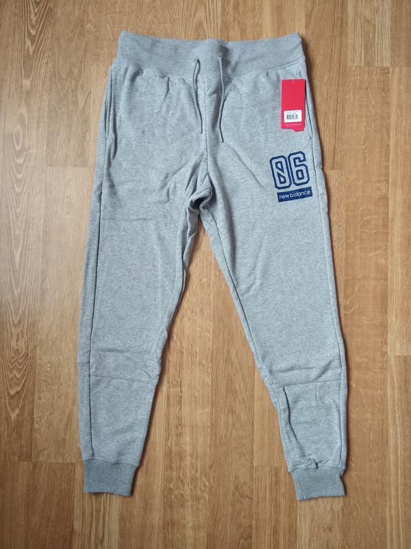 new balance essential joggers