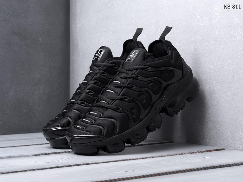 Nike tuned 2024 vapormax plus