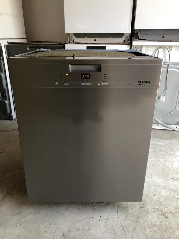Посудомоечная машина Miele Jubilee SC Germany: цена 14500 грн - купить ...