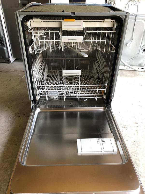 Посудомоечная машина Miele Jubilee SC Germany: цена 14500 грн - купить ...