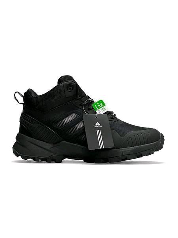 Кросівки Adidas: цена 2200 грн - купить Сапоги мужские на ИЗИ | Тернополь
