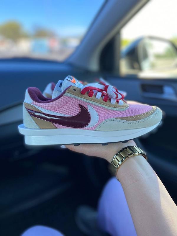 Sacai cheap nike pink