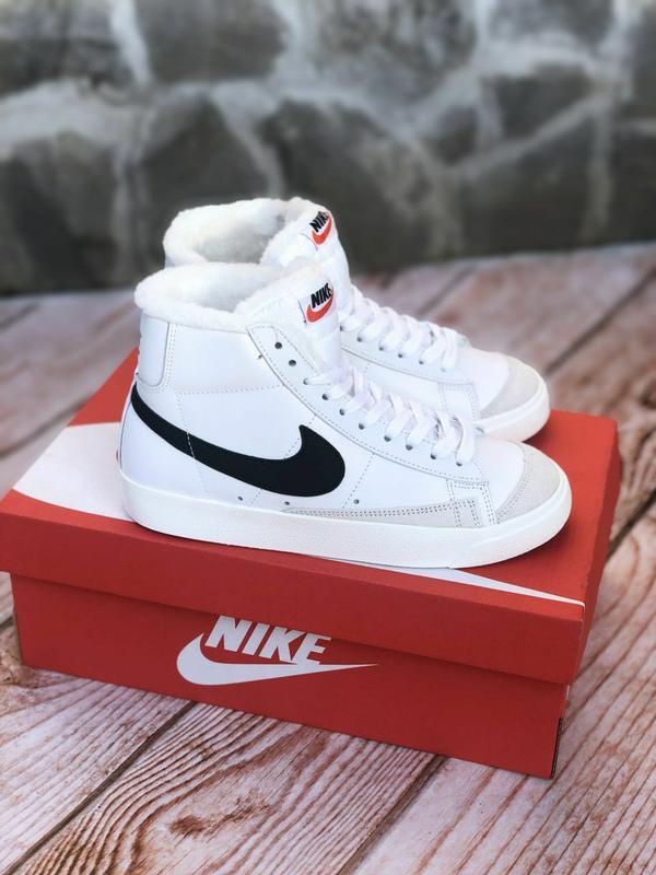 Vintage white hot sale nike