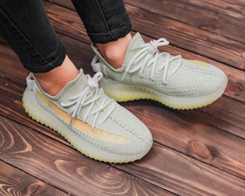 Yeezy best sale boost mint