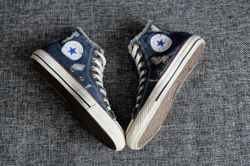 Converse chuck taylor clearance denim distressed