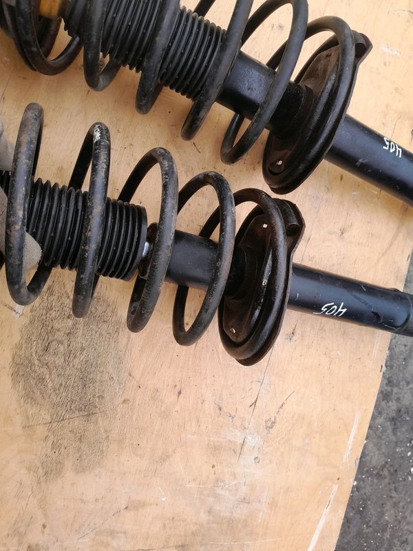 Пара передних стоек с пружинами Пежо 405 1988 год: цена 1600 грн ...
