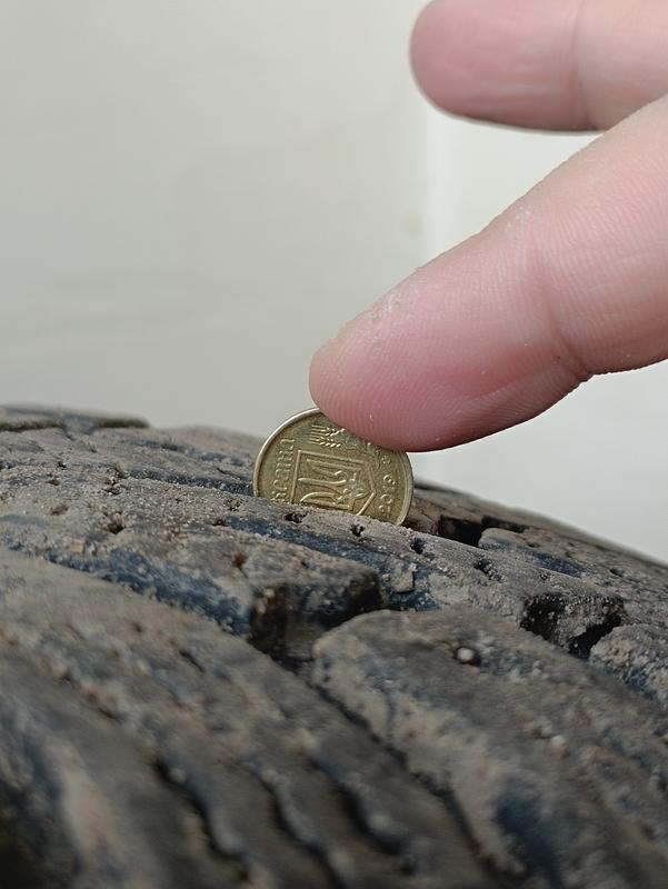 Шини зимові Bridgestone: цена 750 грн - купить Шины на ИЗИ | Ивано ...