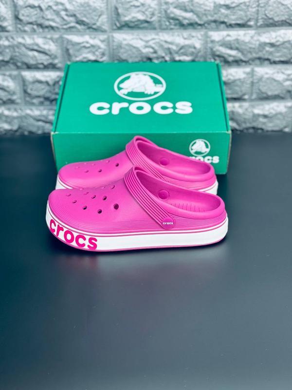 Яркие женские кроксы crocs розовые шлёпанцы крокс: цена 699 грн ...