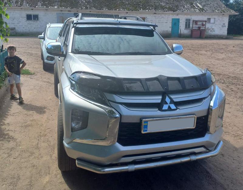 Дефлектор капота (2019-2024, EuroCap Dragon) для Mitsubishi L200: цена ...