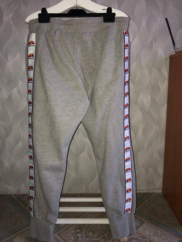 Штаны Ellesse на лампасах: цена 700 грн - купить Спортивная одежда ...