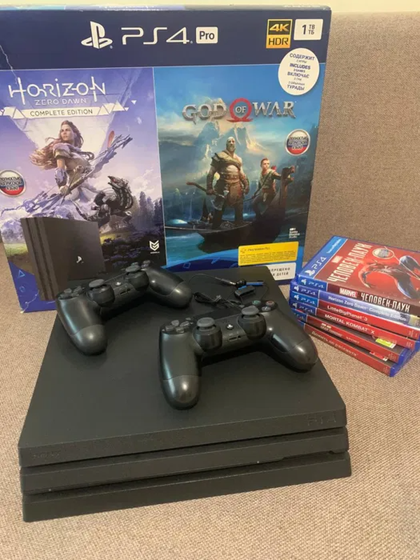 Playstation 4 pro 1TB+ 2 джойстики та 6 ігрових дісків: цена 4500 грн ...