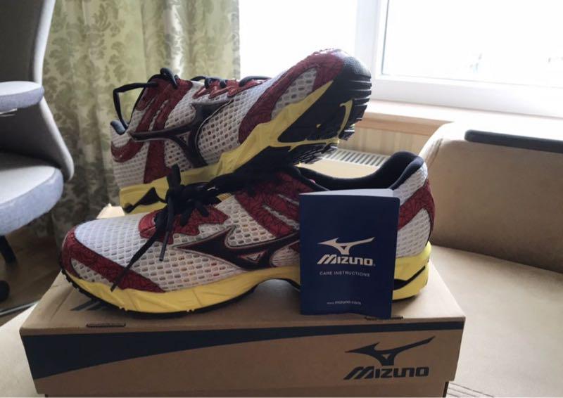 mizuno wave precision 13