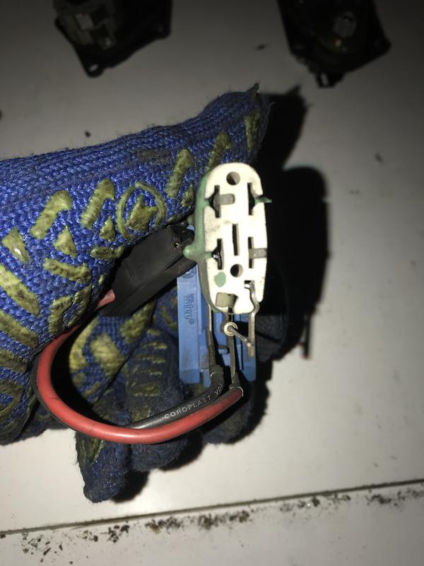 Резистор мотора (вентилятора) печки (отопителя) Опель Вектра б: цена ...